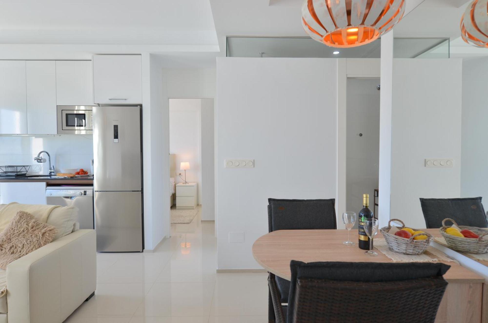 Beachfront Luxury Apartments By Nras Arenales del Sol Room photo
